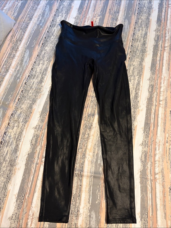 SPANX Pants - SPANX Black High-Waist Shaping Leggings